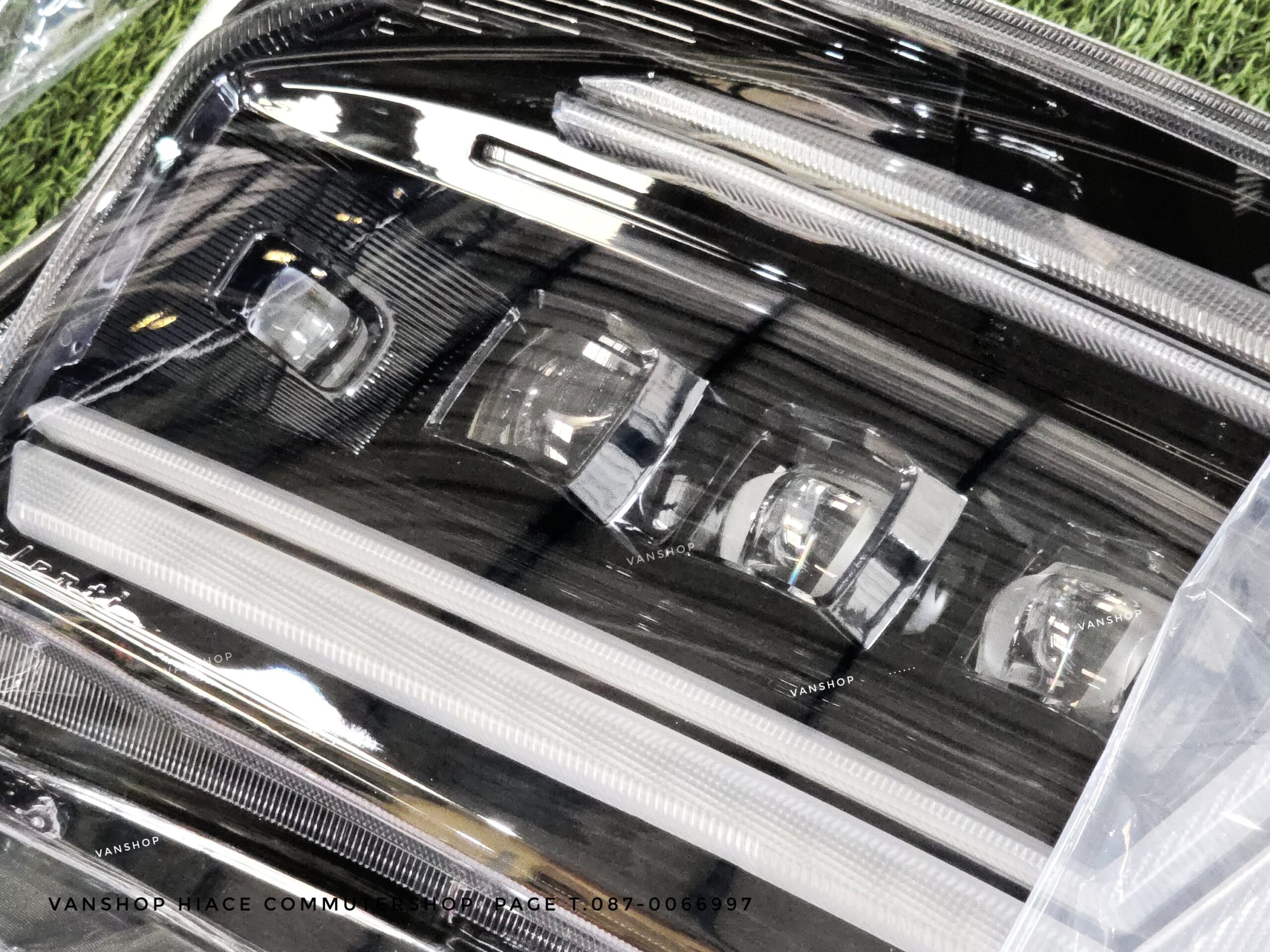 โคมไฟหน้า Valenti Jewel LED ULTRA ตรงรุ่น Toyota Hiace / Commuter 200 Series (งานสเปคแท้ญี่ปุ่น ไฟเลี้ยววิ่ง) - Image 14